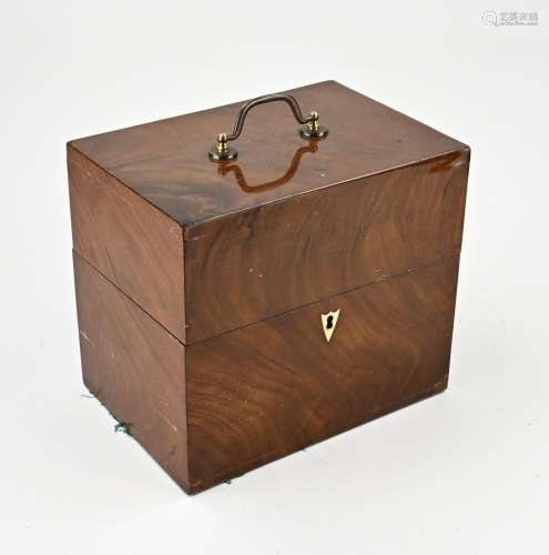 Large mahogany liqueur chest, 1820