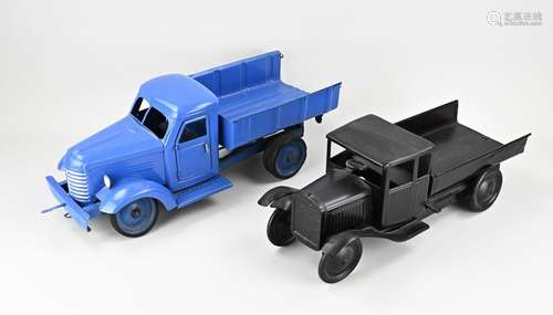 2x Metal truck (1930 -1950)