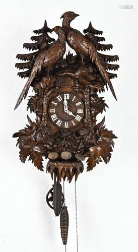 Large Schwarzwalder cuckoo clock, 83 cm.