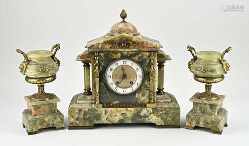 3-piece onyx clock set, 1900