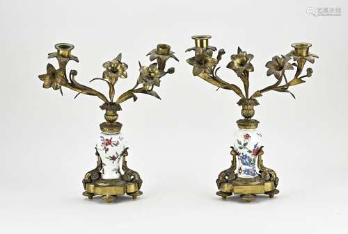 2x Candlestick with Chinese porcelain