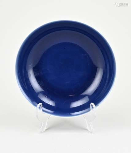 Chinese blue glaze plate Ø 18.8 cm.