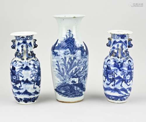 Three Chinese vases, H 21 - 25 cm.