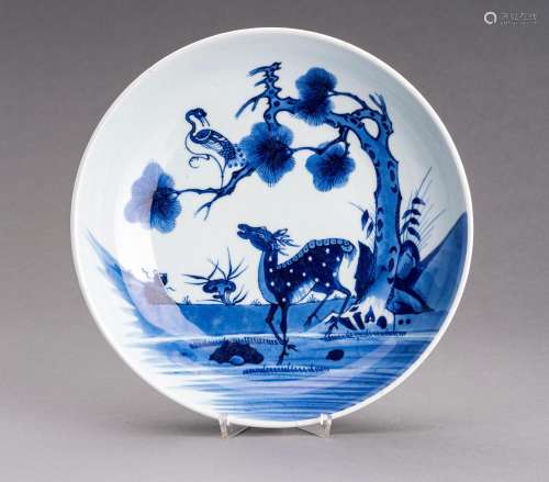 A BLUE AND WHITE \'DEER AND CRANE\' PORCELAIN DISH, QING DYN...