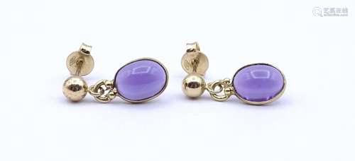 OHRSTECKER AUS 585ER-GELBGOLD MIT AMETHYSTCABOCHONS