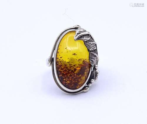 SILBER RING MIT EINEM BERNSTEIN CABOCHON 0.925, 6,7G., RG 51