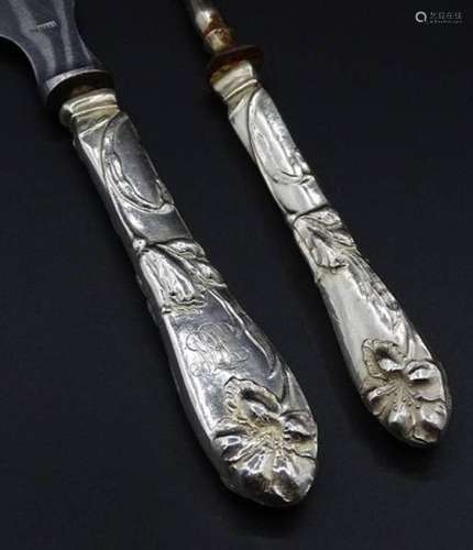 JUGENDSTIL-VORLEGEGABEL UND BUTTERMESSER, GRIFFE SILBER-800