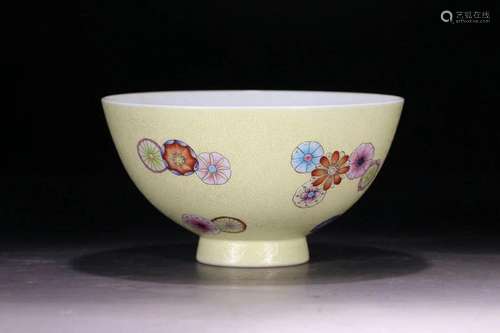 Yellow Ground Pastel Ball Flower Bowl