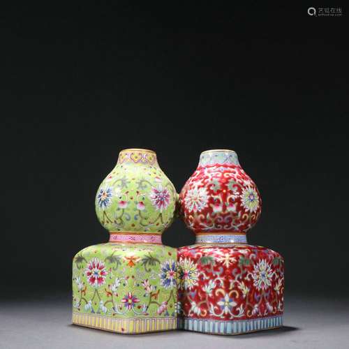 Pastel flower pattern gourd double bottle