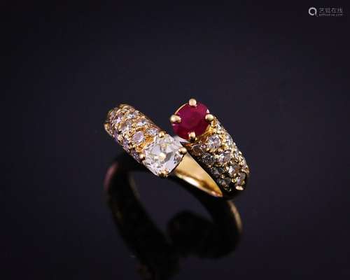 18K Gold Diamond Ruby Ring