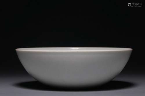 White glaze dark engraved ruyi pattern lying foot bowl