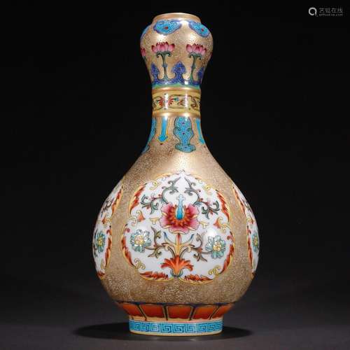 Garlic bottle with golden pastel flower pattern