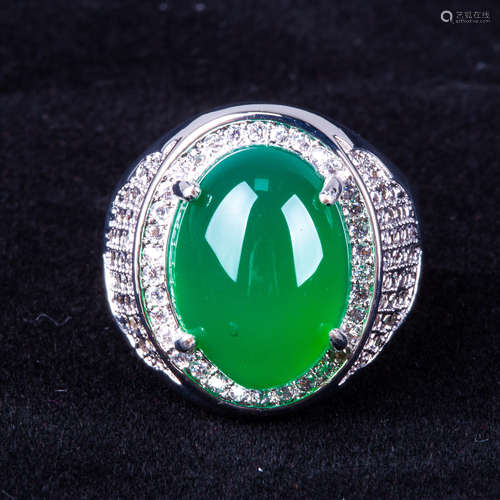 A JADEITE RING