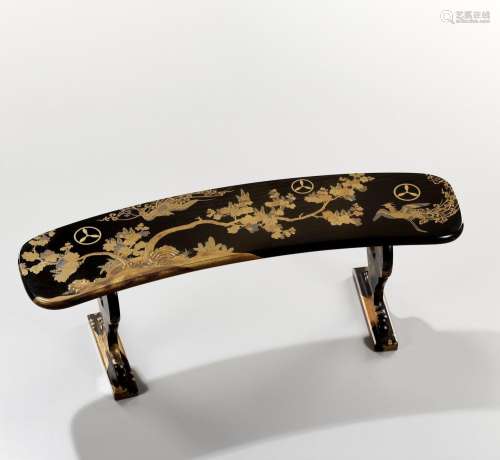 A RARE LACQUER KYOSOKU (ARMREST)