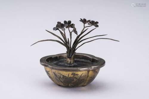 A GILT METAL MINIATURE MODEL OF A FLOWER POT, MEIJI