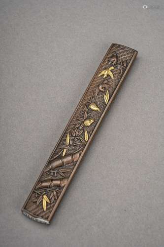 A COPPER AND GOLD KOZUKA WITH BIRDS ON BAMBOO, EDO