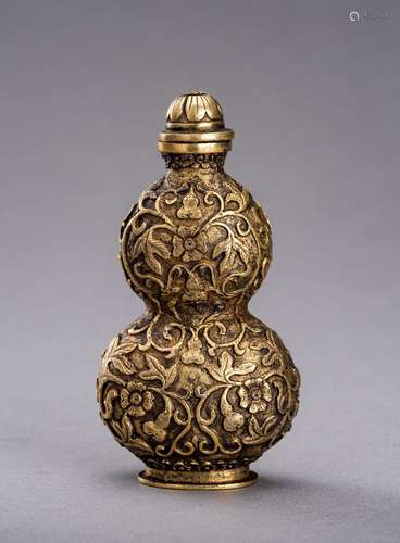 A DOUBLE-GOURD BRONZE SNUFF BOTTLE, REPUBLIC PERIOD