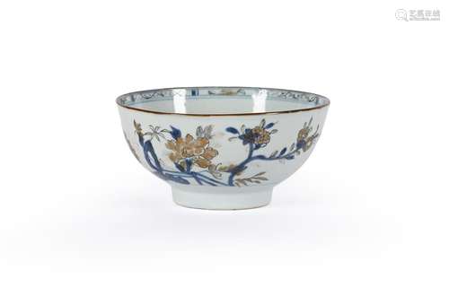 A CHINESE NANKING CARGO UNDERGLAZE BLUE AND GILT BOWL