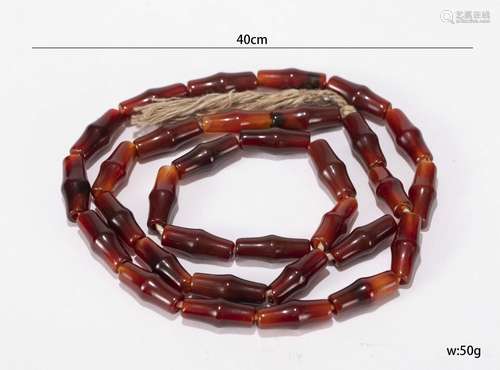 An Agate Beaded Necklace