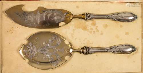 2 Teile Vorlegebesteck im Etui / A set of 2 pieces of servin...