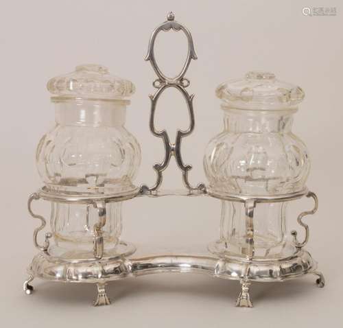 Barock Flaschenhalter / A Baroque silver cruet stand / Huili...