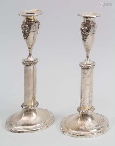 Paar Empire Kerzenleuchter / A pair of silver candlesticks, ...