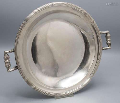 Silberteller mit Handhaben / A silver tray, Jean Francois Ve...