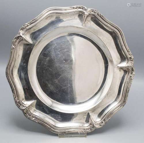 Runde Platte / A silver tray, Emile Puiforcat, Paris, um 190...