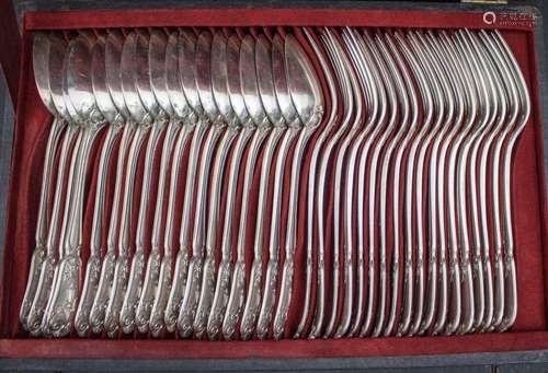 36 tlg. Besteck / A 36-piece set of silver cutlery, Hènin &a...