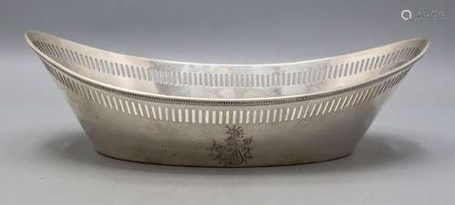 Brotkorb / Schale mit Ritterwappen / A silver basket with co...