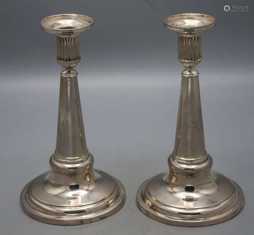 Paar Klassizismus Leuchter / A pair of classicism silver can...