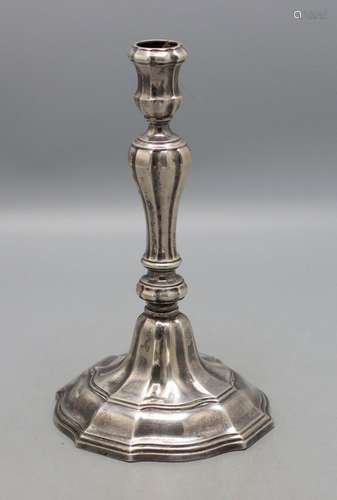 Barock Kerzenleuchter / A Baroque silver candlestick, Namur,...