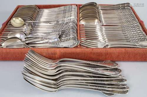 Silberbesteck 86 tlg. / A set of 86 silver cutlery, Pierre Q...