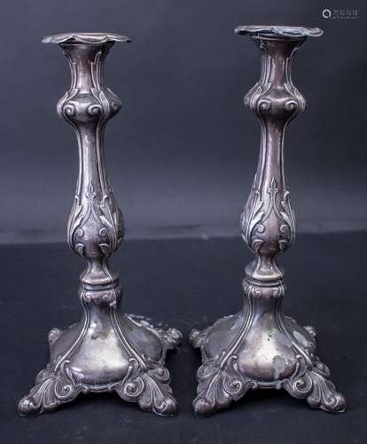 Paar Kerzenleuchter / A pair of silver candlesticks, Schwede...