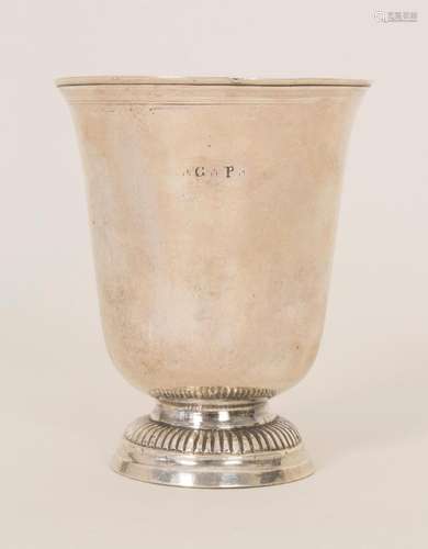 Becher / A silver beaker, Jean-Joachim Jouette, Sainte-Meneh...