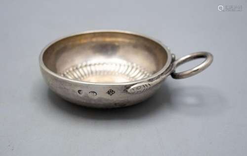 Branntweinschale / A silver wine tester / Tastevin, Frankrei...