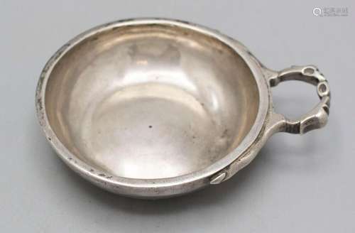 Branntweinschale / Tastevin en argent massif / A silver bran...