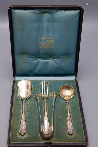 4 Teile Vorlegebesteck / A set of 4 pieces of serving cutler...