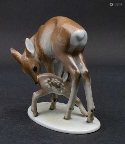 Reh mit Rehkitz / A deer with a fawn, Rudolf Rempel, Rosenth...