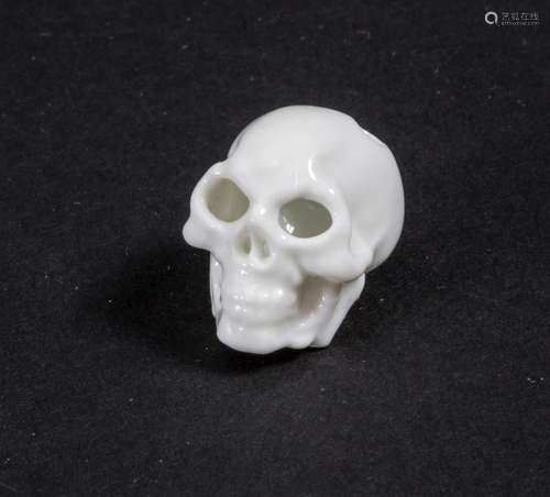 Miniatur Totenschädel / A miniatur skull, Nymphenburg, 20. J...