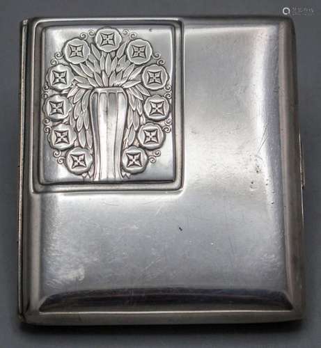 Jugendstil Zigarettenetui / An Art Nouveau cigarette box, WM...