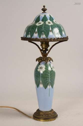 Jugendstil Lampe / An Art Nouveau porcelain lamp, Frankreich...