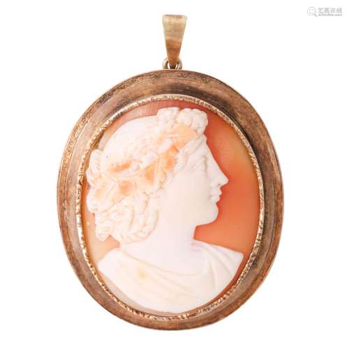 Pendant / brooch with shell cameo "Ariadne",