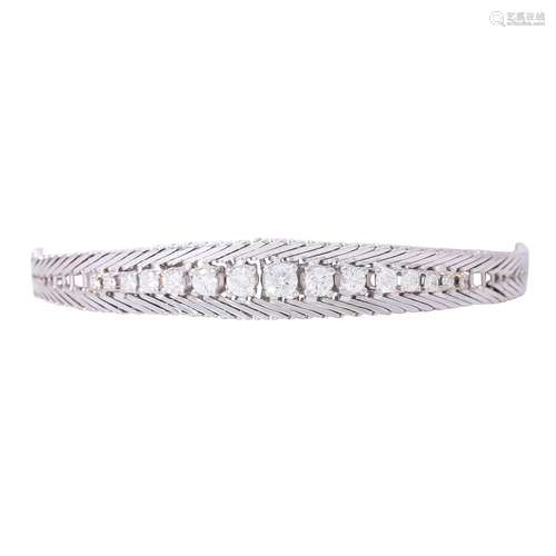 Bracelet with 15 diamonds total ca. 0,95 ct,