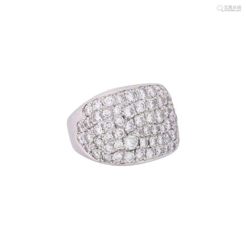 GÜNTER KRAUSS ring with ca. 72 diamonds total ca. 4,2 ct,