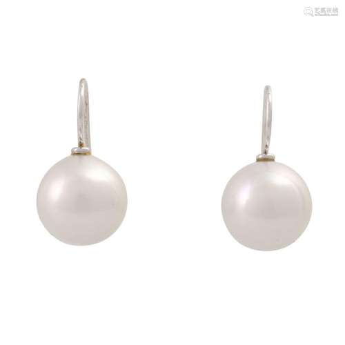 Earrings with South Sea pearls,