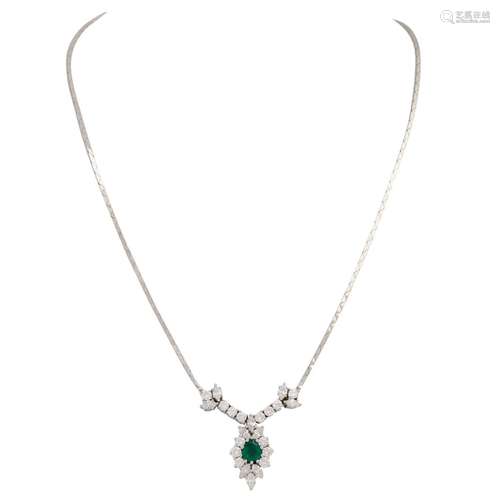 Necklace with fine emerald drop ca. 0,85 ct and diamonds tot...