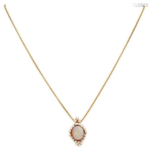 Opal pendant with diamonds total ca. 0,58 ct (hallmarked),