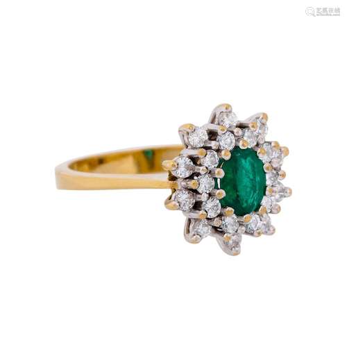 Ring with oval emerald ca. 0,5 ct and brilliant cut diamonds...