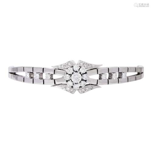 Bracelet with diamonds